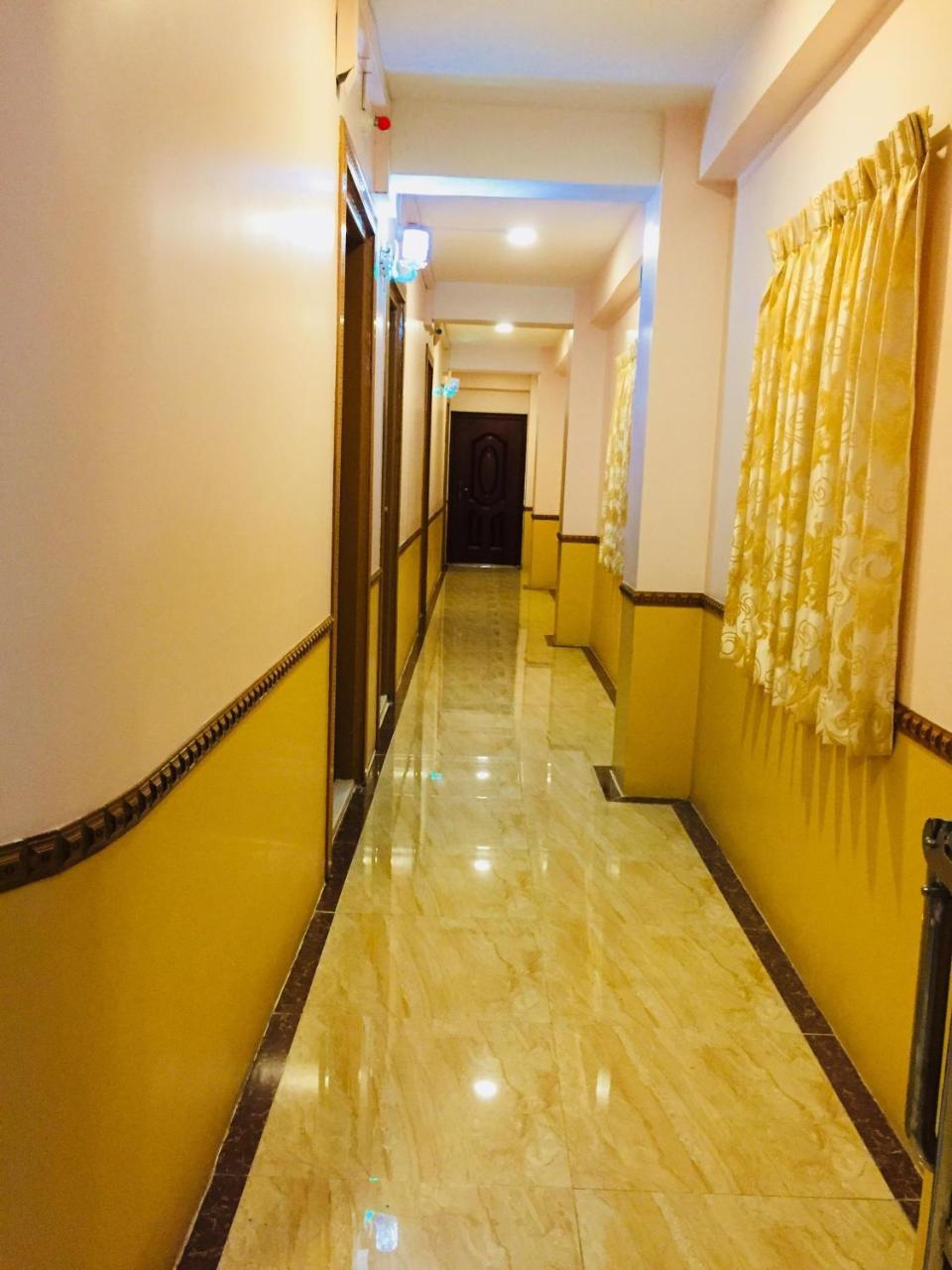C & Y Hotel Yangon Eksteriør bilde